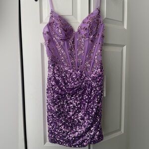 HOCO DRESS: Size 2, Purple